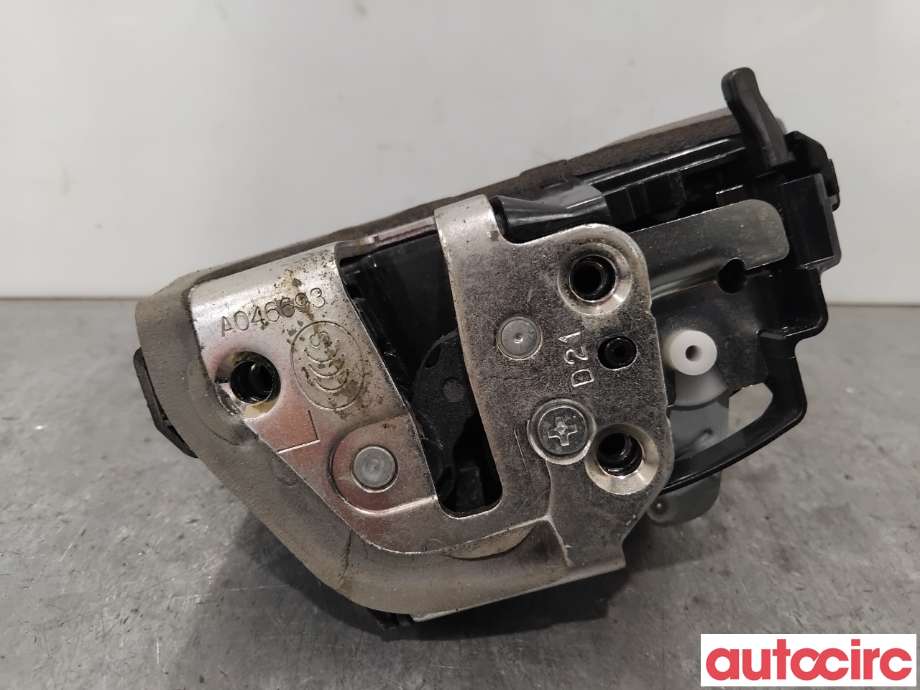 Dørlås låskasse til Toyota RAV4 2013-2015 (Type IV, Fase 1)  (TOYOTA|6906033120|)