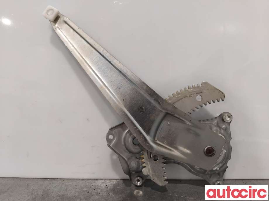 Ruteheis til Toyota RAV4, 2013-2015 (Type IV, Fase 1)  (TOYOTA|6980342050)