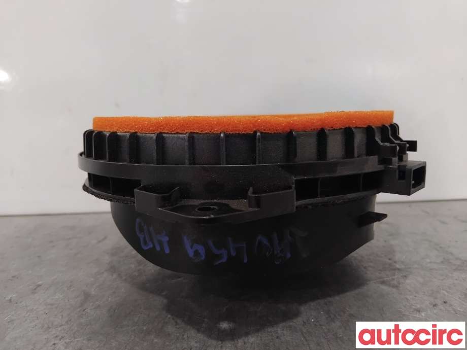 Bilstereo høyttaler til Toyota RAV4 2013-2015 (Type IV, Fase 1)  (TOYOTA|861600R140|)