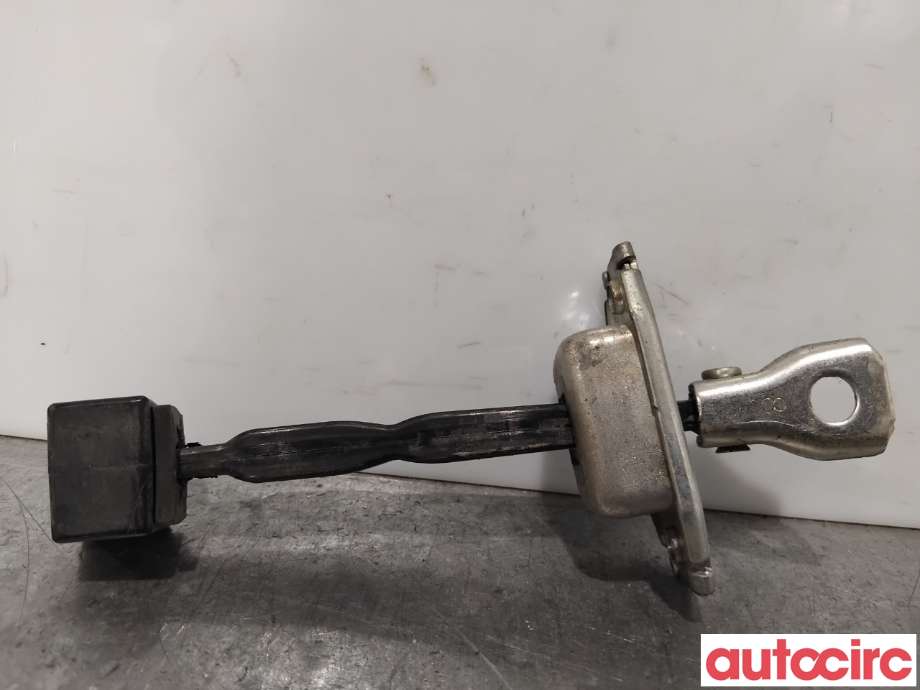 Dørstopper til Mitsubishi Outlander 2010-2012 (Type II, Fase 2)  (MITSUBISHI|5732A066|)