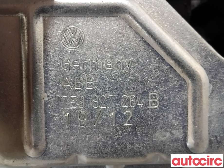Bakluke/bakdør håndtak til VW Caddy 2010-2015 (Type III, Fase 2)  (VOLKSWAGEN|2K5827565D||7E0827264B)