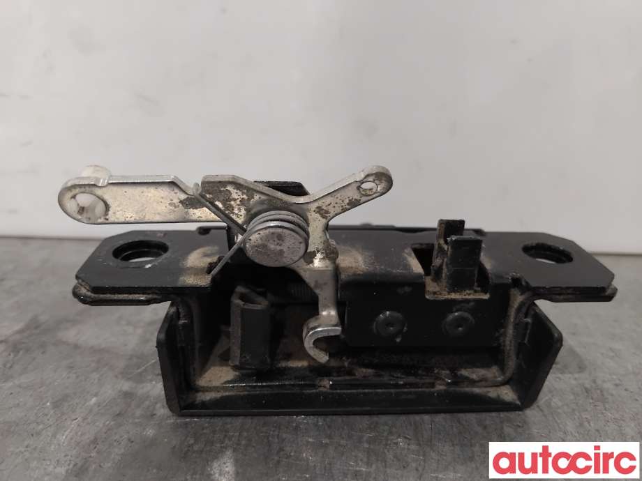 Baklukelås til VW Caddy 2010-2015 (Type III, Fase 2)  (VOLKSWAGEN|2K5827505|)