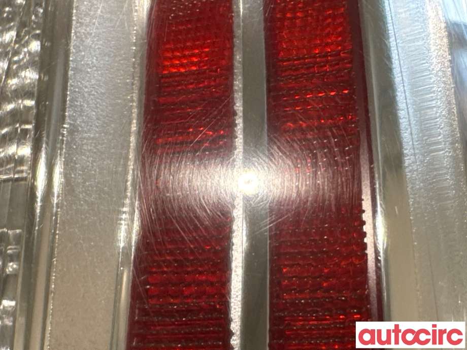 Baklykt høyre til Toyota Prius +7 2012-2020 (Type III) (stasjonsvogn) (stasjonsvogn) (TOYOTA|8155147170|)