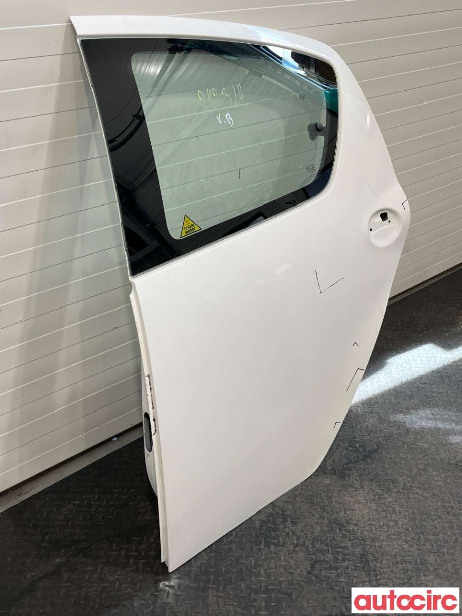 Dør venstre bak til Toyota Aygo 2005-2014 (Type I)  (TOYOTA|670040H010)