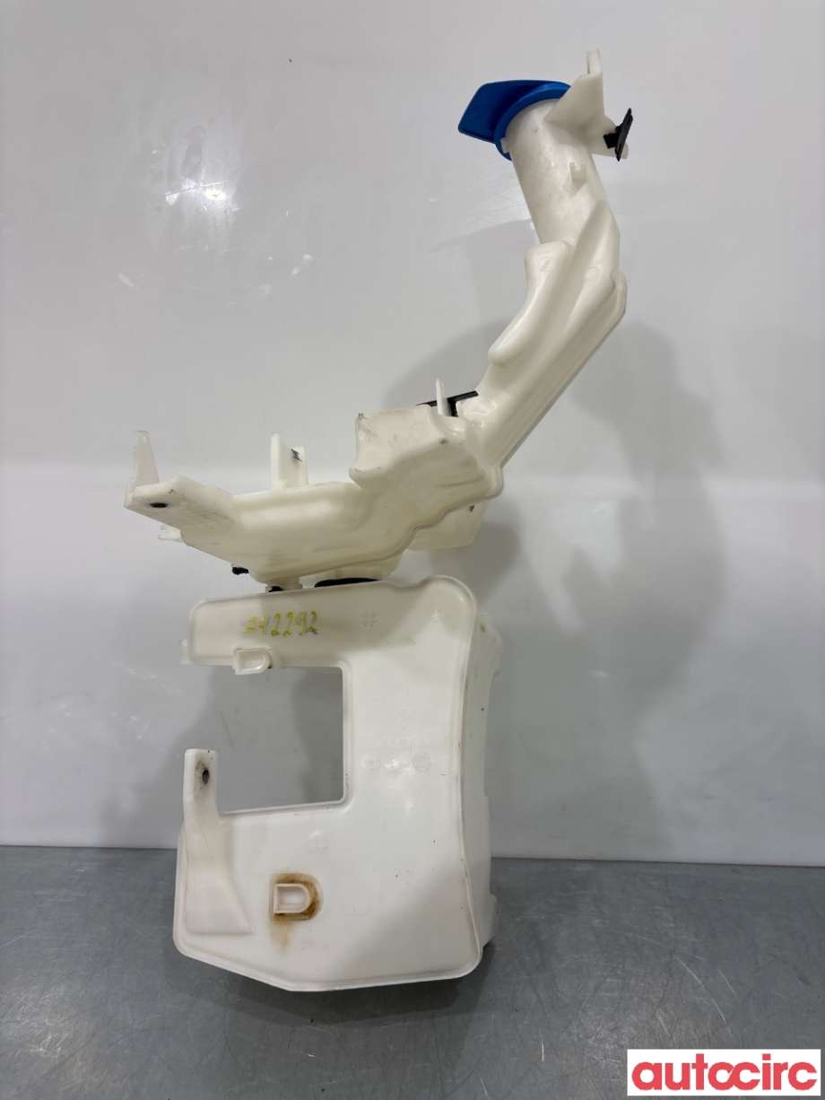 Spylertank til VW Passat 2011-2015 (B7) (B7) (VOLKSWAGEN|3AA955453J|3AA955453H)