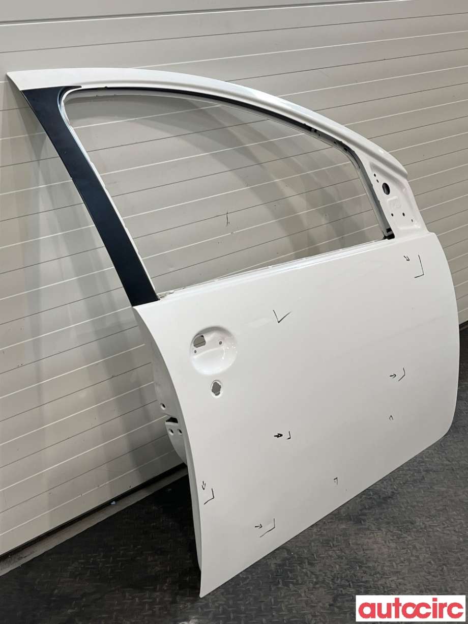 Dør høyre foran til Toyota Aygo 2005-2014 (Type I)  (TOYOTA|670010H010)