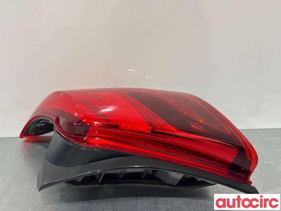Baklykt høyre til Toyota Yaris 2014-2020 (Type III, Fase 2) (TOYOTA|815510D610|)