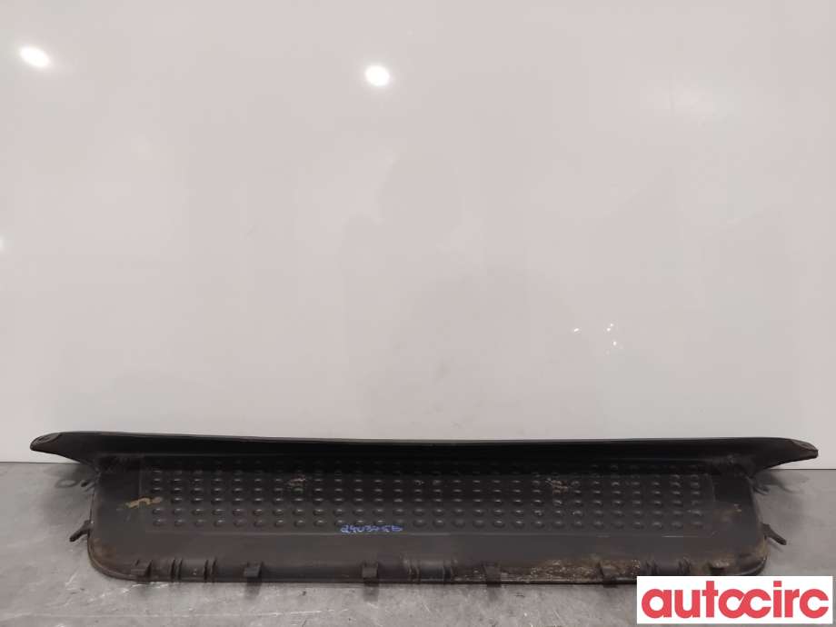 Stigtrinn/stigbrett til VW Amarok 2016-2022 (Type I, Fase 2)  (VOLKSWAGEN|2H7807502C|)