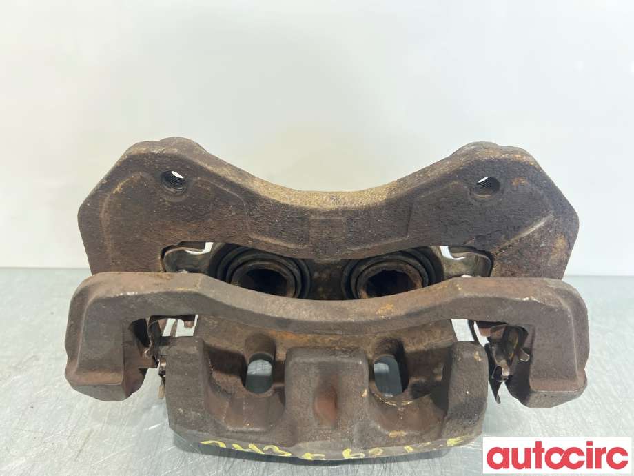 Bremsecaliper venstre foran til Mitsubishi Outlander 2012-2015 (Type III, Fase 1)  (MITSUBISHI|MR370775|)