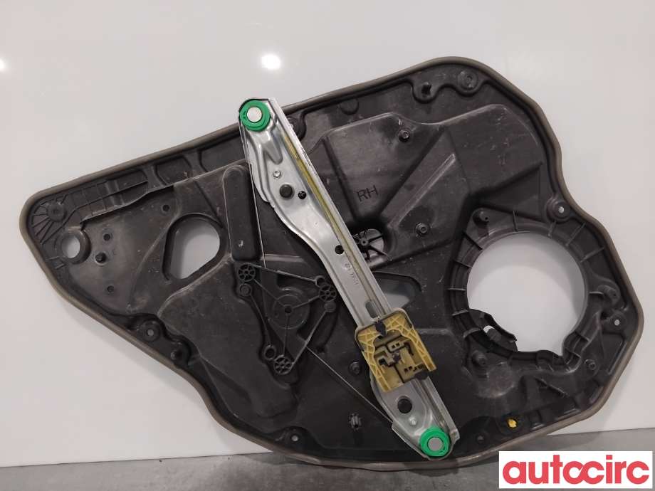 Ruteheis til Volvo XC70 2008-2013 (Type II, Fase 1)  (VOLVO|31253475|)