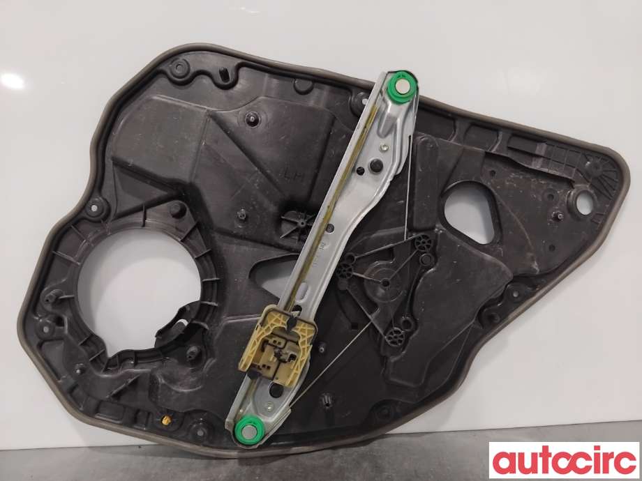 Ruteheis til Volvo XC70 2008-2013 (Type II, Fase 1)  (VOLVO|31253474|)