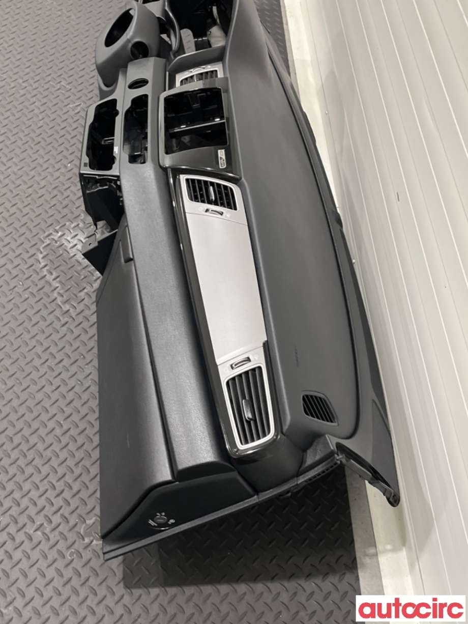 Dashbord til Kia Niro 2016-2021  (KIA|84710G5AA0WK|)