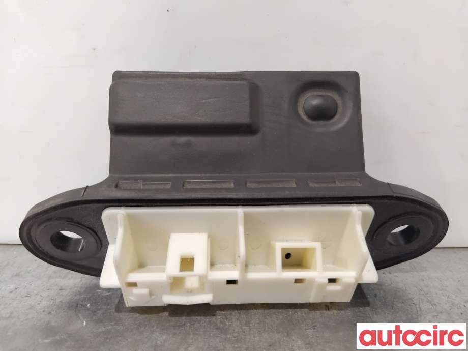 Bakluke/bakdør håndtak til Lexus NX 2014-2021 (Type I) (AZ10) (AZ10) (LEXUS|8484048020|)
