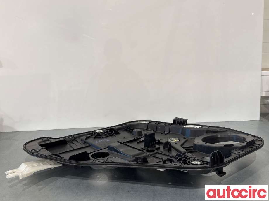 Ruteheis til Kia Soul 2014-2019 (Type II)  (KIA|83471B2000||83471-B2010)