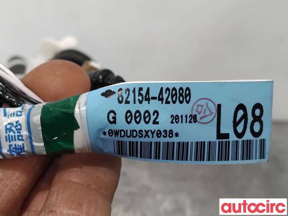 Ledningsnett til Toyota RAV4 2019-->> (Type V)  (TOYOTA|8215442080||82154-42080)