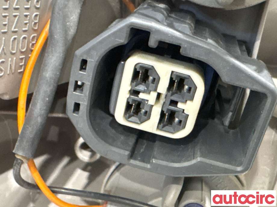 Baklykt venstre til Ford Focus 2014-2018 (Type III, Fase 2)  (FORD|2033124||F1EB-13405-EB)