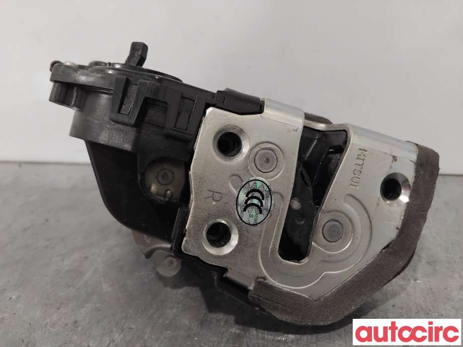 Låsekasse høyre bak til Toyota Prius 2004-2009 (Type II) (COMBI) (COMBI) (TOYOTA|6905047041|)
