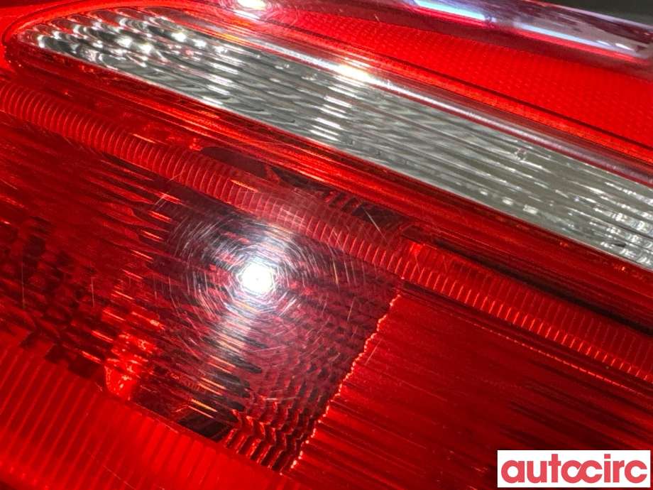 Baklykt høyre indre til Ford Focus 2014-2018 (Type III, Fase 2)  (FORD|1868297||F1EB-13A602-CA)