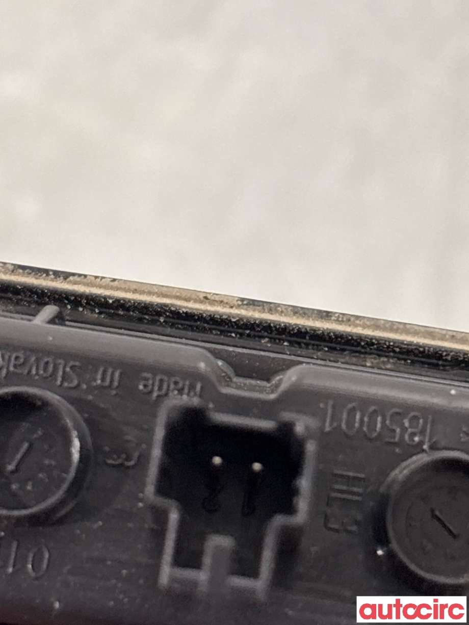 Skiltlys til VW Passat 2011-2015 (B7) (B7) (VOLKSWAGEN|3AF943021A)