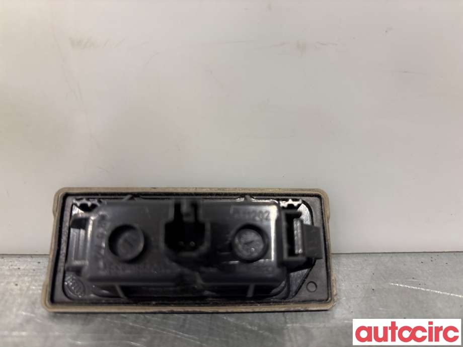Skiltlys til VW Passat 2011-2015 (B7) (B7) (VOLKSWAGEN|3AF943021A)