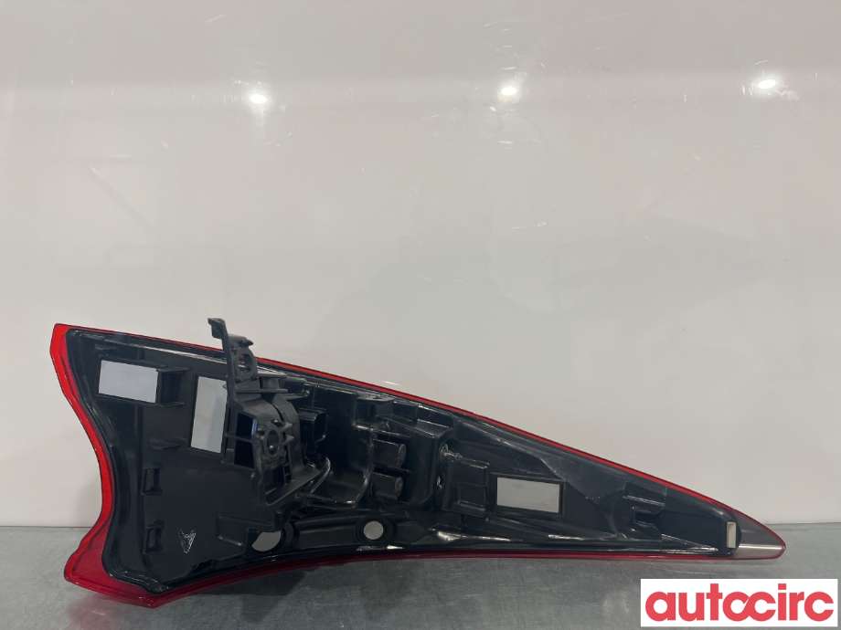 Baklykt høyre til Toyota Prius 2016-2023 (Type IV) (combi) (combi) (TOYOTA|8155047330)