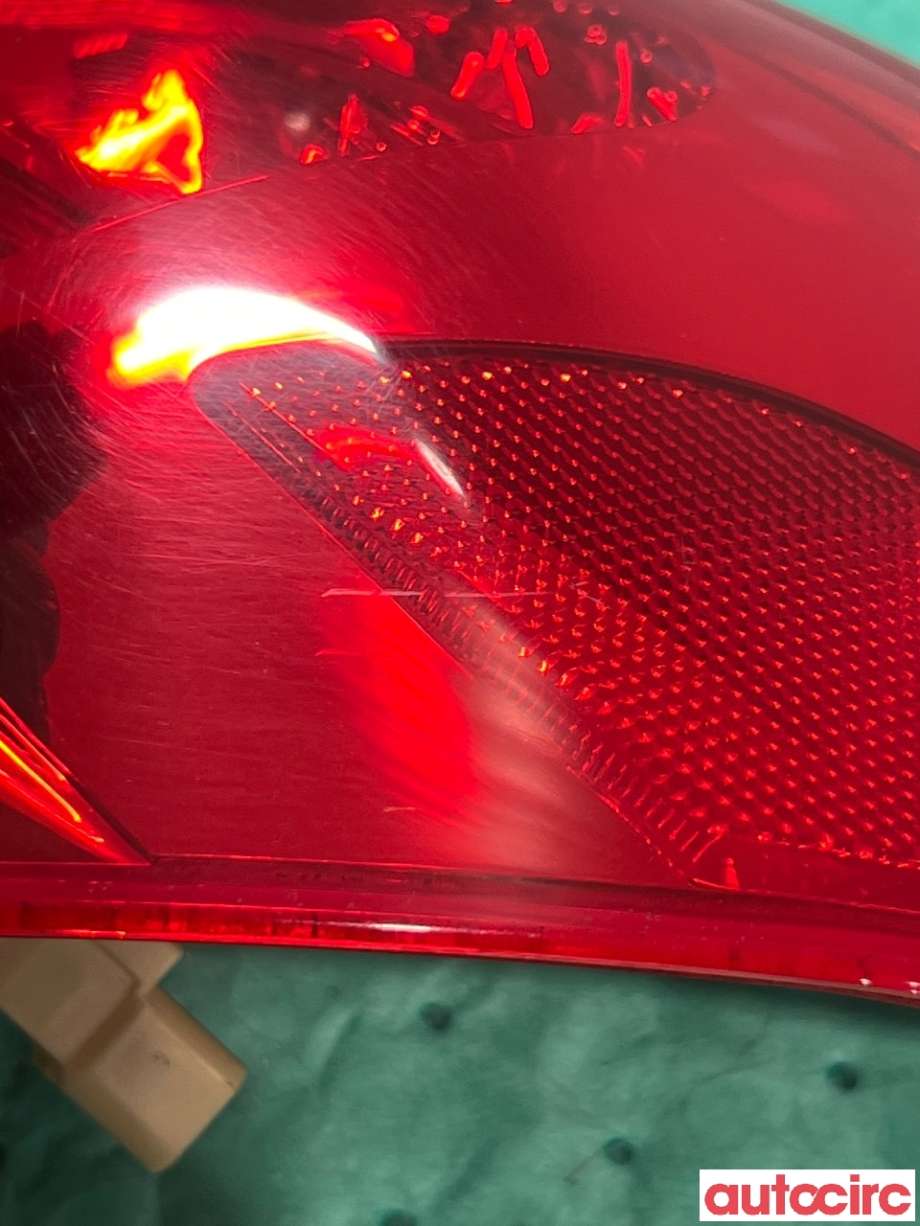 Baklykt høyre til Toyota RAV4 2006-2009 (Type III, Fase 1)  (TOYOTA|8155142091|)