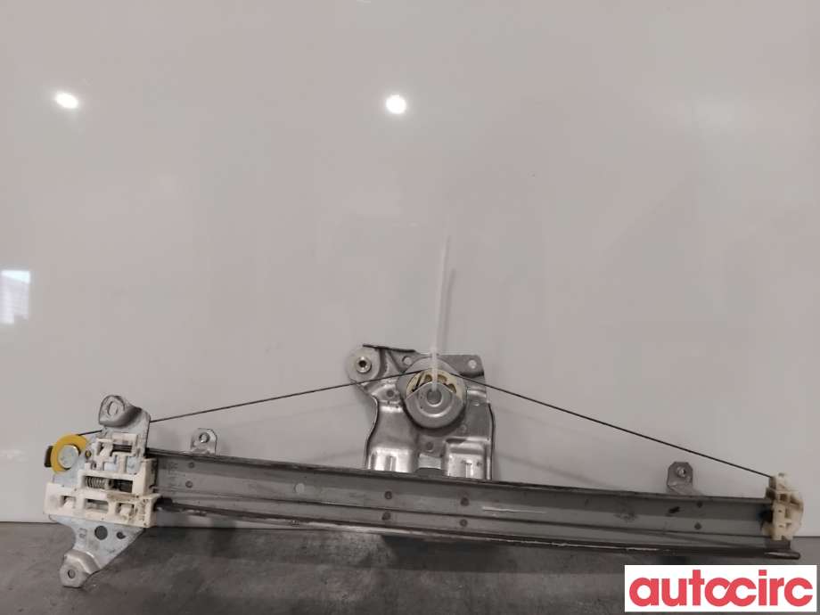 Ruteheis til Nissan Leaf 2011-2017 (Type I) (NISSAN|807203NA5A||807203NA7A)