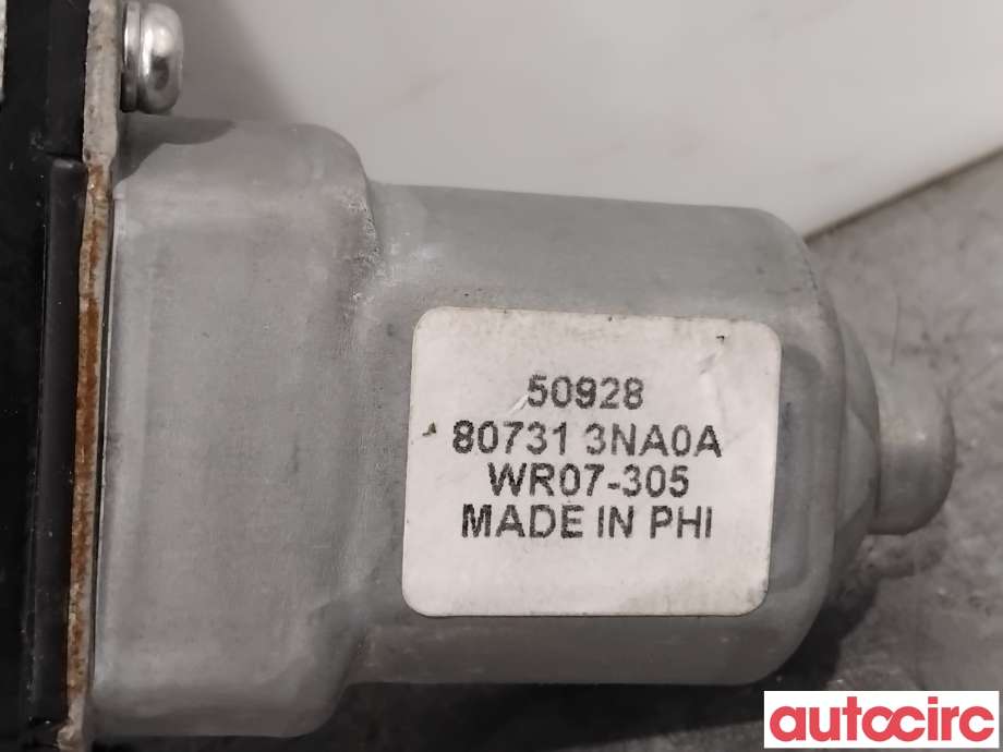 Ruteheis høyre foran til Nissan Leaf 2011-2017 (Type I)  (NISSAN|807313NA0A||807313NA0B)