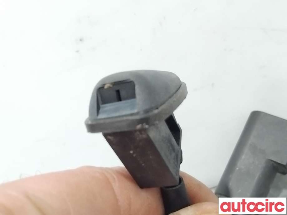 Lyktespylerdyse til Ford Focus 2011-2014 (Type III, Fase 1)  (FORD|1708797||BM5117666B)