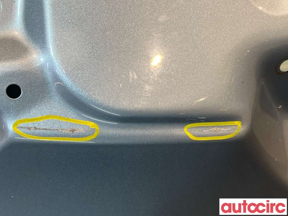 Bakluke combi til Toyota Auris 2013-2015 (Type II, Fase 1) (TOYOTA|)