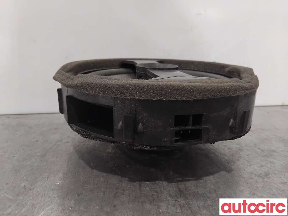 Bilstereo høyttaler til Mitsubishi Outlander 2015-->> (Type III, Fase 2) (MITSUBISHI|8720A157|)