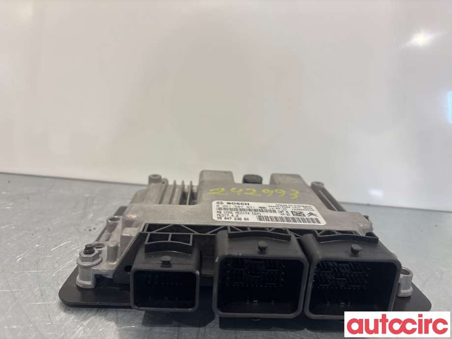 Styreenhet motor til Citroën C4 2011-2017 (Type II)  (CITROEN|1610696580|0261S07931|980472380)