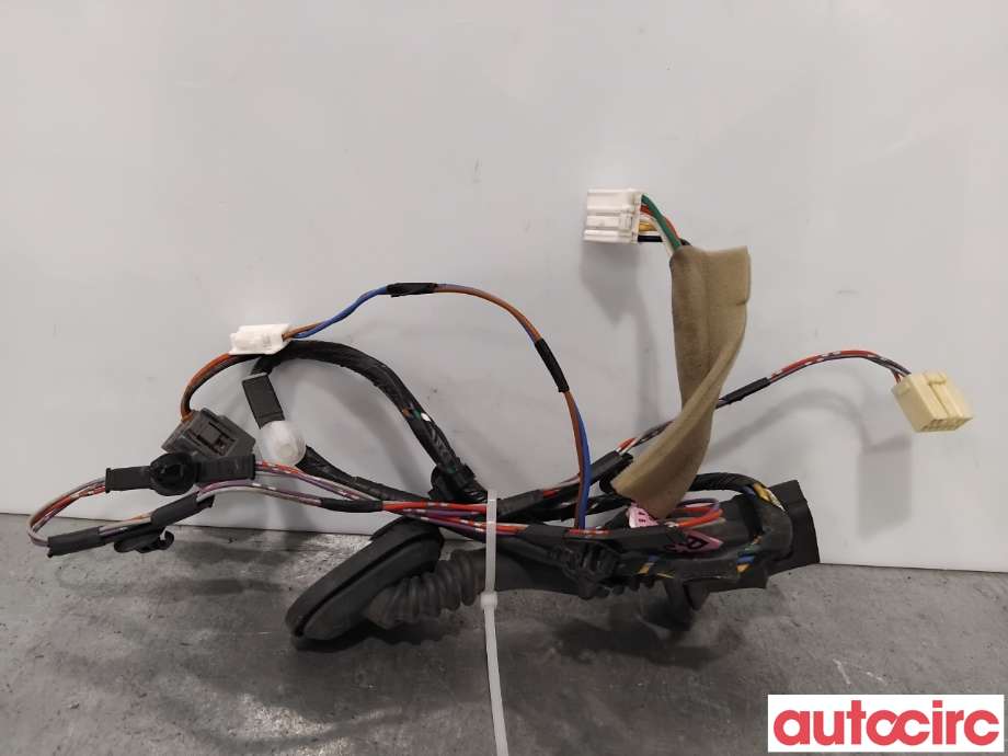 Ledningsnett til Mitsubishi Outlander, 2015-->> (Type III, Fase 2)  (MITSUBISHI|8512B300)
