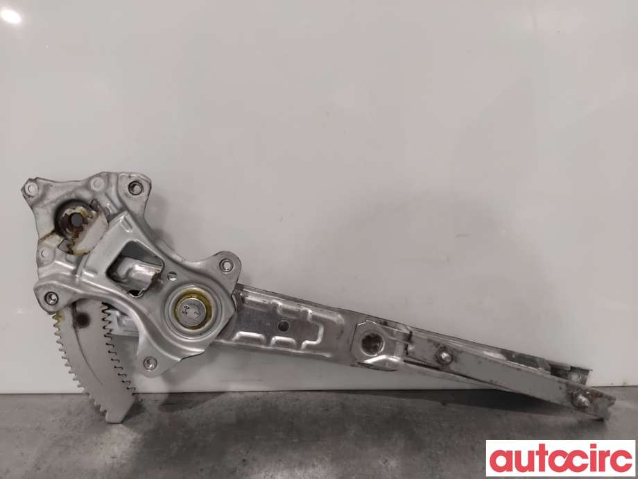 Ruteheis til Mitsubishi Outlander 2015-->> (Type III, Fase 2)  (MITSUBISHI|5743A240|)