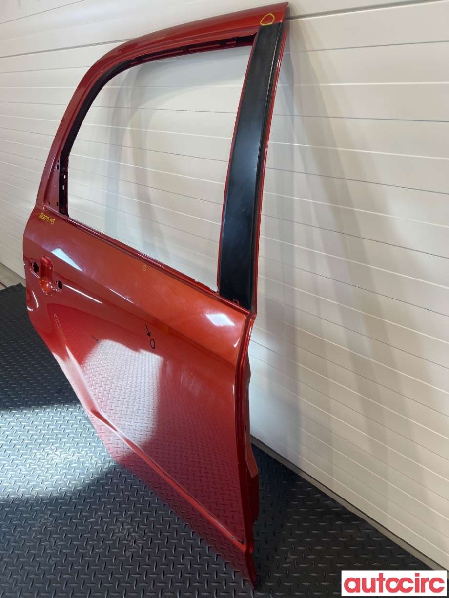Dør høyre bak til Suzuki SX4 2006-2009 (Type I, Fase 1)  (SUZUKI|6800379J00)