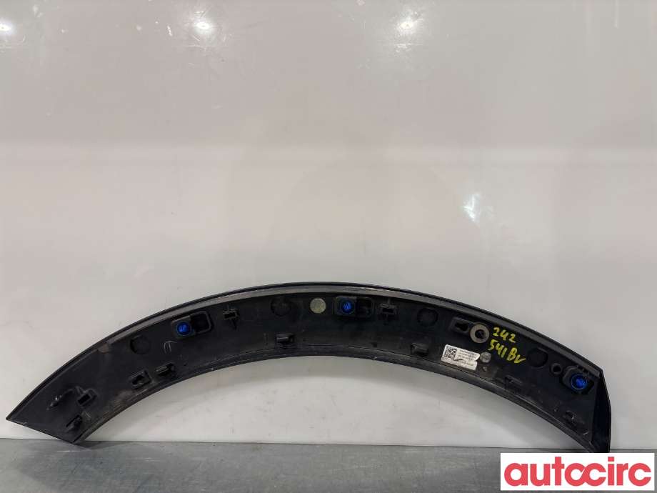Hjulbuelist venstre bak til Audi e-tron 2018-->>  (AUDI|4KE853817A|)