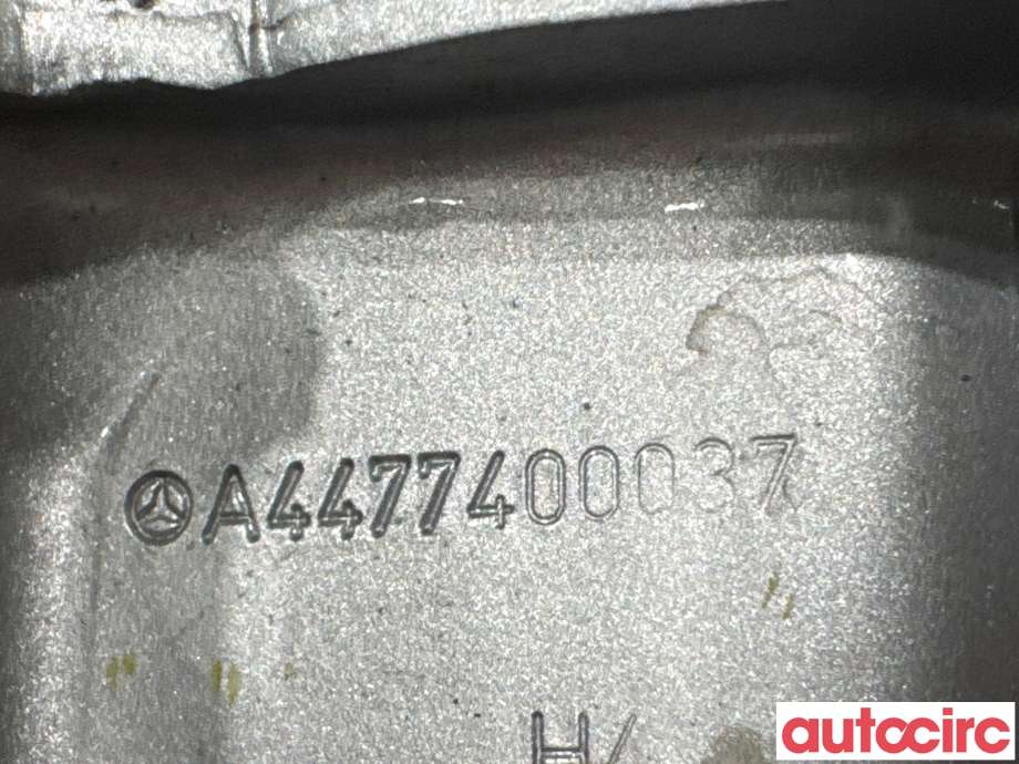 Hengsler til Mercedes Vito 2014-->> (W447) (W447) (MERCEDES|A4477401137||A4477400037)