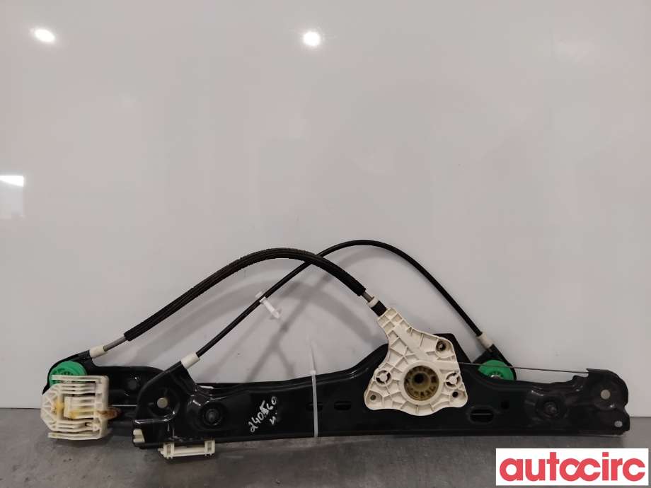 Ruteheis til BMW 3-Serie 2005-2011 (E90/E91/E92/E93) (E90/E91/E92/E93) (BMW|51337140588||7140588)