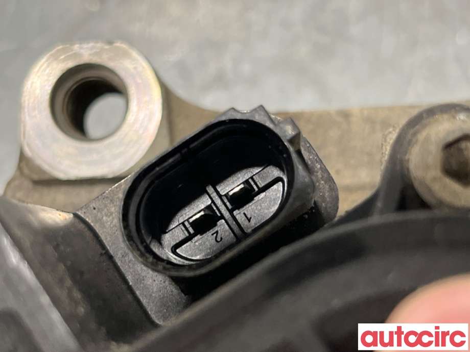 Bremsecaliper høyre bak til VW Touran 2015-2021 (Type II)  (VOLKSWAGEN|8V0615424D||8V0615424DX)