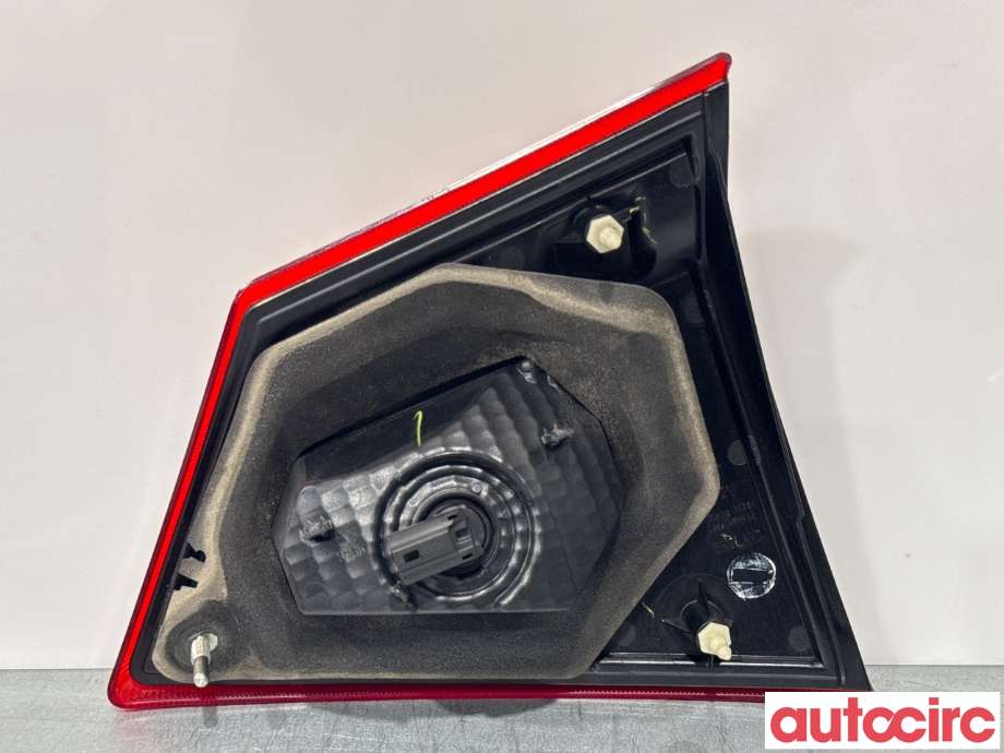Baklykt venstre indre til Suzuki Vitara 2015-->> (Type IV)  (SUZUKI|36274-54P00|)