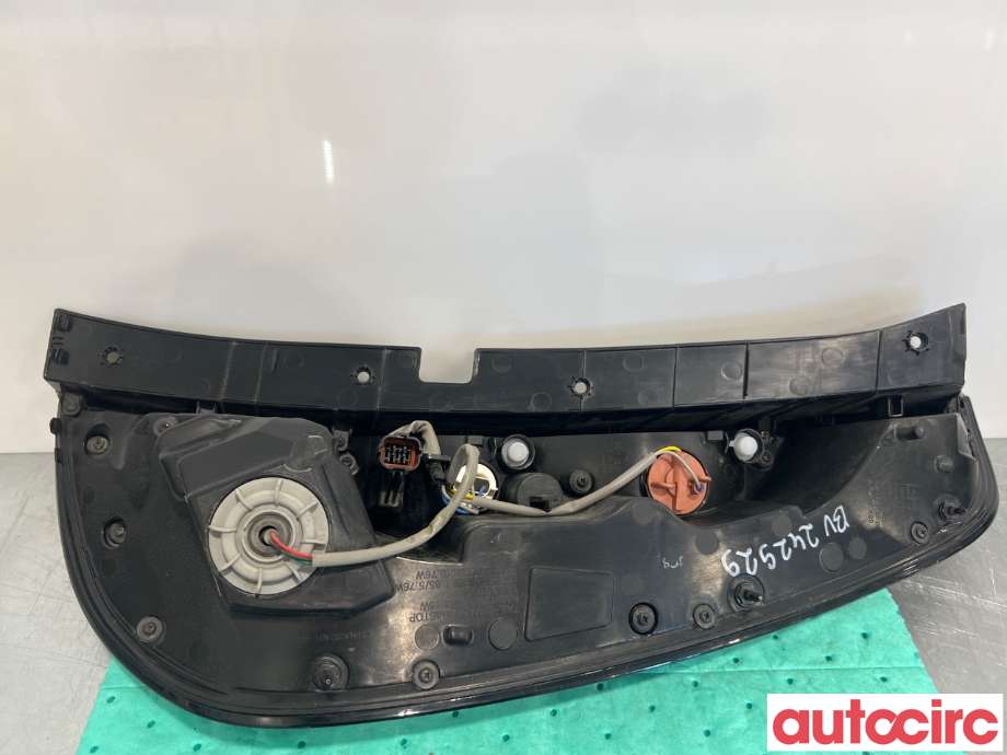 Baklykt venstre til Kia Soul 2014-2019 (Type II)  (KIA|92401B2120)