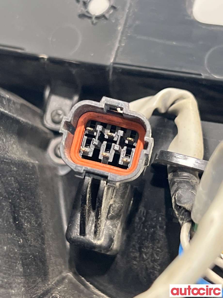 Baklykt venstre til Kia Soul 2014-2019 (Type II)  (KIA|92401B2120)