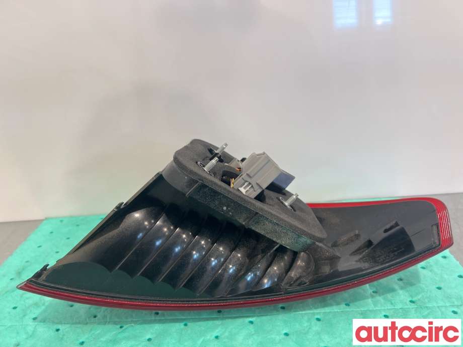 Baklykt venstre til Ford Mondeo 2011-2014 (Type IV, Fase 2)  (FORD|1767495|BS71-13405-A)