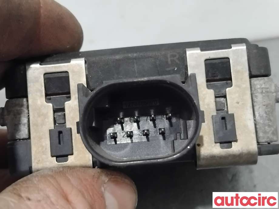 Sensor radar til Tesla Model S 2016-2021 (Fase 2)  (TESLA|1038224-00-B|0203300327)