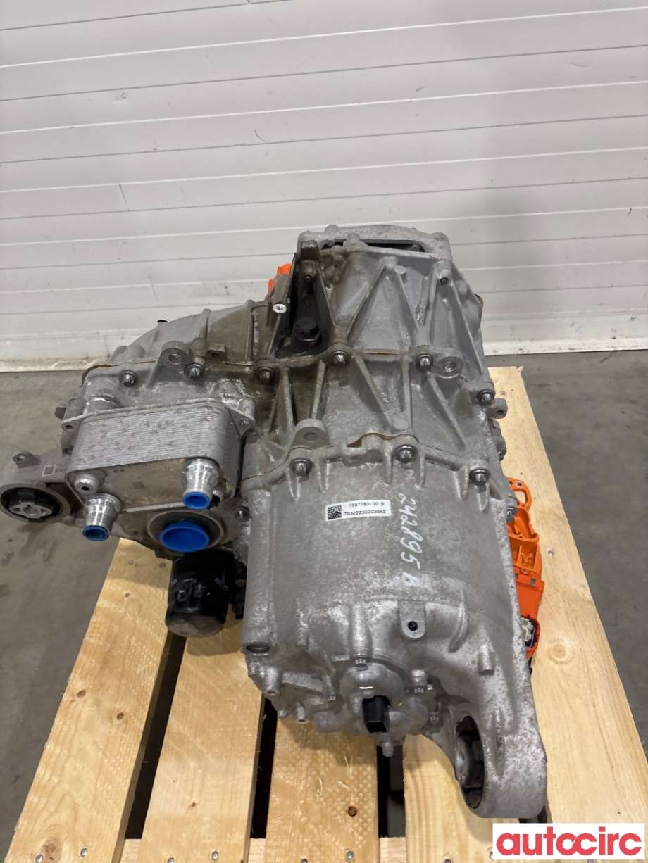 Motor elbil bak til Tesla Model Y 2021-2024 (Type I)  (TESLA|1672096-00-B|3DU|)