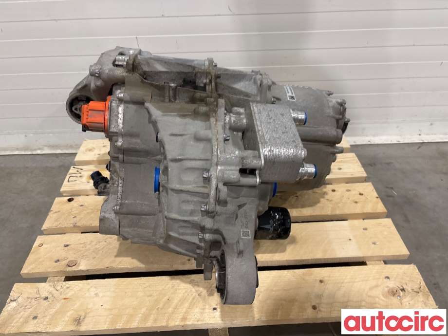Motor elbil bak til Tesla Model Y 2021-2024 (Type I)  (TESLA|1672096-00-B|3DU|)