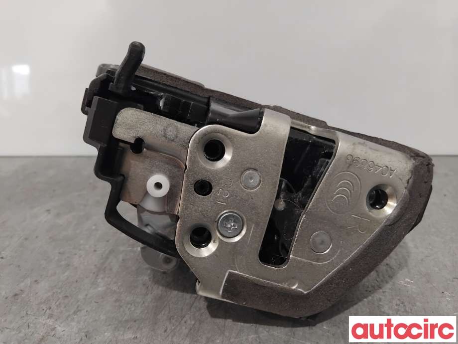 Låsekasse høyre bak til Toyota Avensis 2009-2015 (Type III, Fase 1)  (TOYOTA|6905005050|)