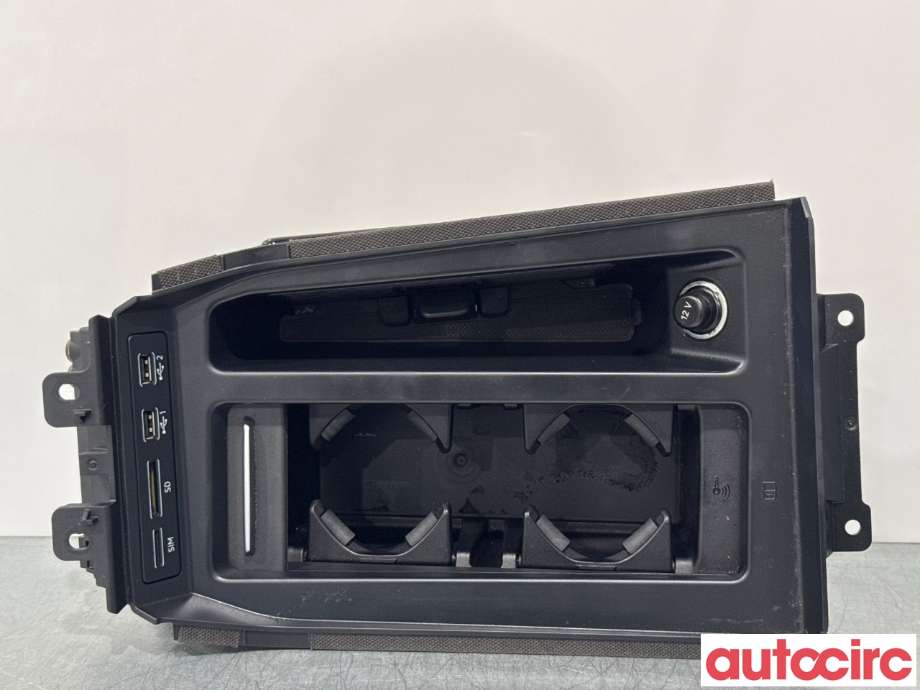 Dashbord koppholder til Audi e-tron 2018-->>  (AUDI|4KE862533E|)
