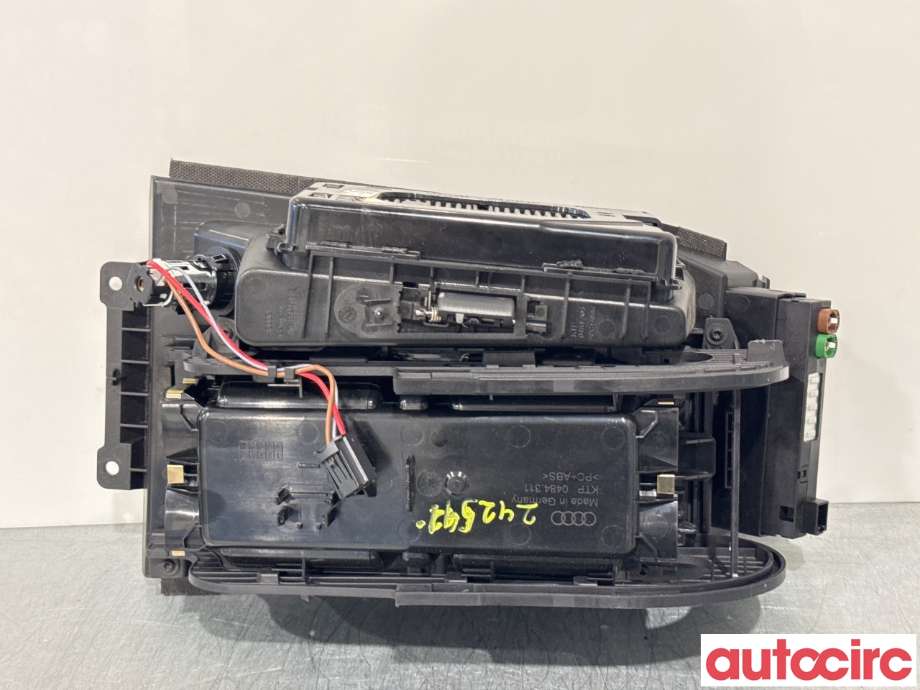 Dashbord koppholder til Audi e-tron 2018-->>  (AUDI|4KE862533E|)