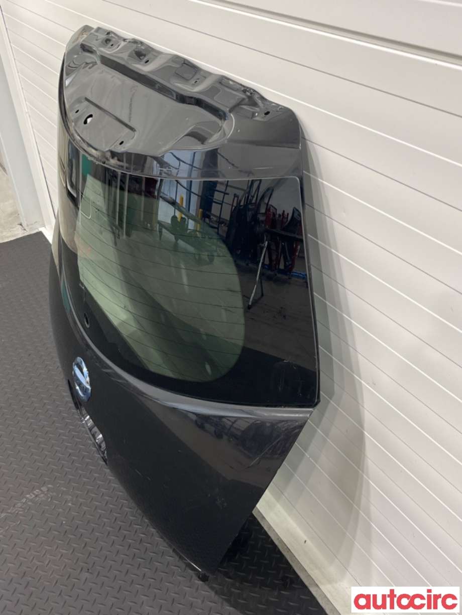 Bakluke combi til Nissan Leaf 2011-2017 (Type I)  (NISSAN|K01003NLMB|)